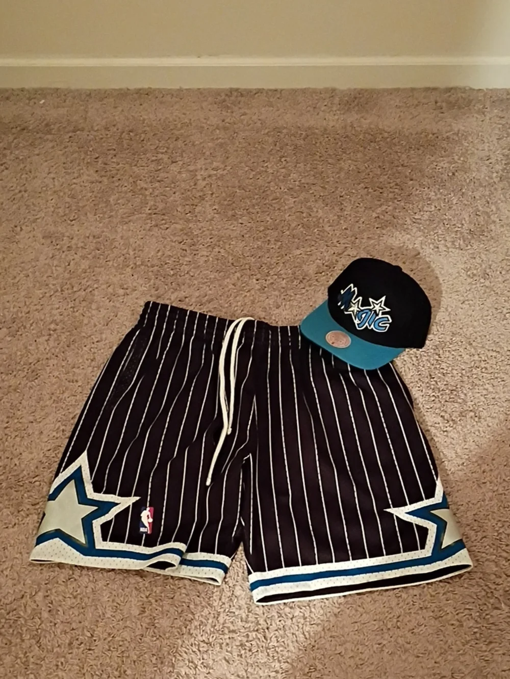 ORLANDO MAGIC MITCHELL & NESS NBA SHORTS & M & N MAGIC SNAPBACK